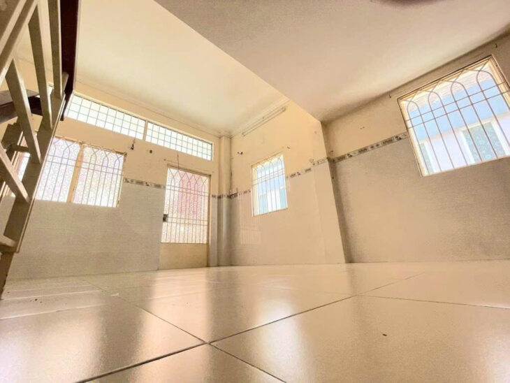 MẶT TIỀN ĐƯỜNG SỐ GIAO VĨNH HỘI TÂN VĨNH Q4 NGANG 6.2 DÀI 8.1 CÓ 5 TỶ …