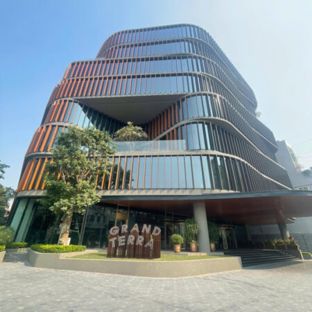 Cho thuê sàn văn phòng hạng A trên Phố Cát Linh DT 200-500-1500m2 Giá chỉ 750k/m2