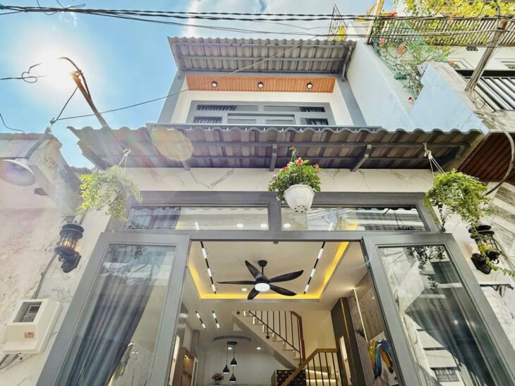 ???? NHÀ ĐẸP GÒ VẤP – FULL NỘI THẤT – 30M2 – HẺM BA GÁC – CÁCH ĐƯỜNG SỐ 1 CHỈ 50M – 5 PHÚT RA CÔNG