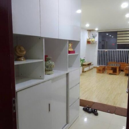 Bán nhà Nguyễn Huy Tưởng giá 4.1 tỷ, diện tích 76.5m2, tầng 21, mặt tiền 6m Bán nhà Nguyễn Huy Tưởng giá 4.1 tỷ, diện tích 76.5m2, tầng 21, mặt tiền 6m