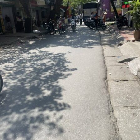 Bán nhà Mai Động giá 1.55 tỷ, diện tích 11m2, 2 tầng, mặt tiền 2.5m Bán nhà Mai Động giá 1.55 tỷ, diện tích 11m2, 2 tầng, mặt tiền 2.5m