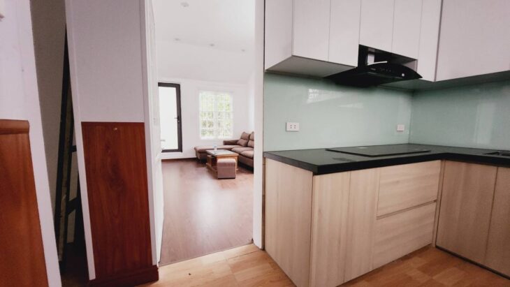 Bán nhà tập thể Cty CK Nguyễn Trãi giá 3.69 tỷ, diện tích 80m2, tầng 3, mặt tiền 5m