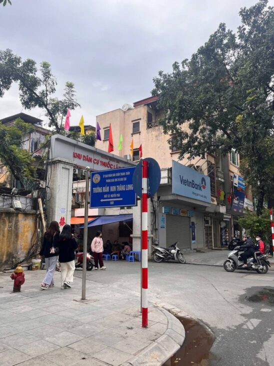 Bán nhà Nguyễn Trãi giá 2.95 tỷ, diện tích 48m2, 3 tầng, mặt tiền 6.8m