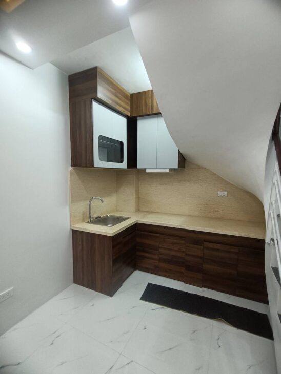 Bán nhà Định Công giá 2.05 tỷ, diện tích 20m2, 3 tầng, mặt tiền 3m