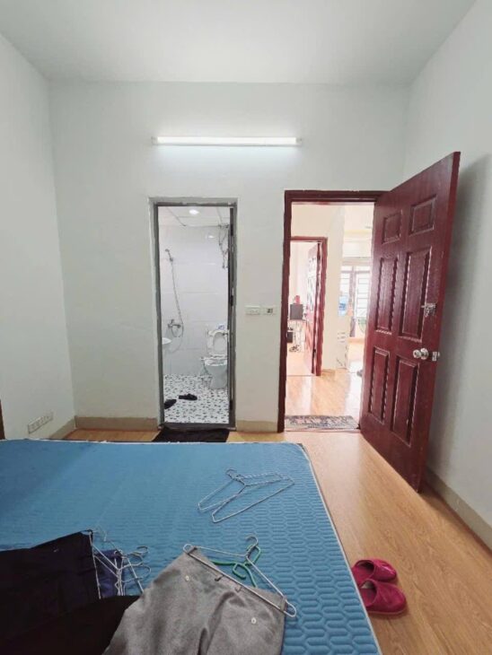 Bán nhà Kiến Hưng giá 3.1 tỷ, diện tích 70m2, tầng 19, mặt tiền 8m