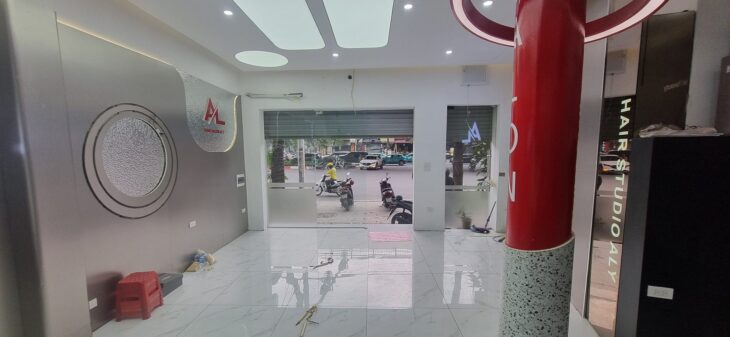 ⚜️ Nhà Mặt phố Nguyễn Chí Thanh, Đống Đa, 35m2 4T MT 5.5m, Siêu KD, Chỉ 13 Tỷ ⚜️