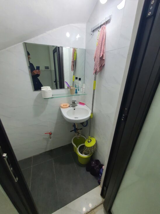 NHỎ XINH NGAY TẠI TRUNG TÂM BA ĐÌNH, Ô TÔ VÀO TẬN NHÀ, VỪA Ở VỪA KINH DOANH VĂN PHÒNG,…