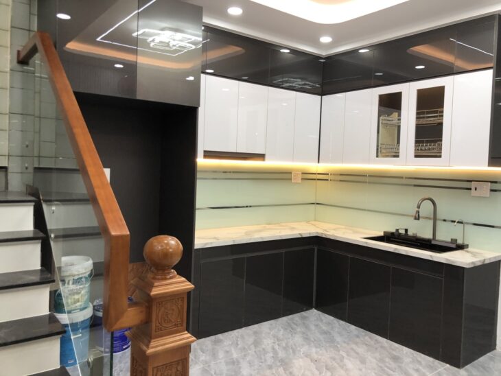 Bán nhà đẹp HXH 6m Trường Chinh, P15, Tân Bình, DT: 4,3m x 12m, giá 5,8 tỷ TL
