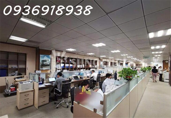 SIÊU PHẨM-Mặt Phố Hoàng Quốc Việt, Cầu Giấy-120m x 8T-thang máy-Kinh doanh văn phòng-54 tỷ