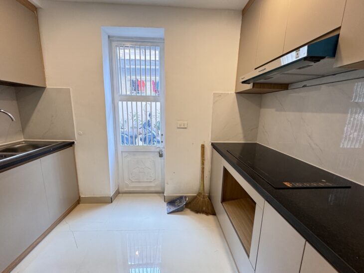 BA’N CĂN TT TẦNG 1 Đ.NGỌC HỒI, HOÀNG MAI, Ô TÔ TRƯỚC SAU, SD 75M2, 3.2 TỶ