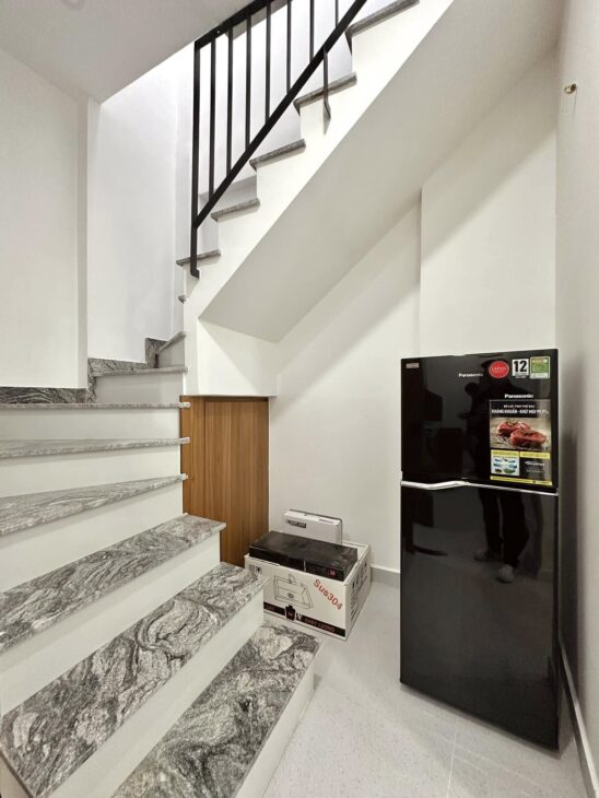 Bán Ngôi Nhà 7 tầng, 50m2, Tâm Điểm Ngô Gia Tự, Long Biên – Tiện Nghi, Hiện Đại, Giá Trị Tăng Cao