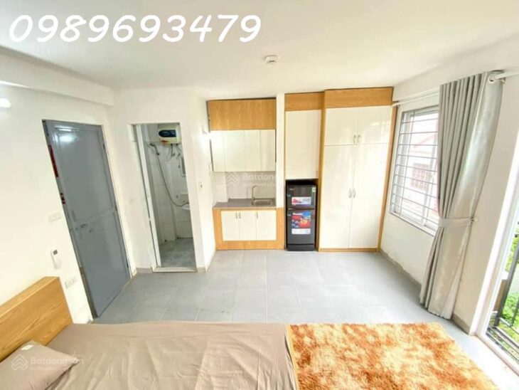 NHỈNH 8 tỷ có nhà 40m2 7 tầng 11p khép kín. View Royal City. Độc hiếm 1 căn duy nhất