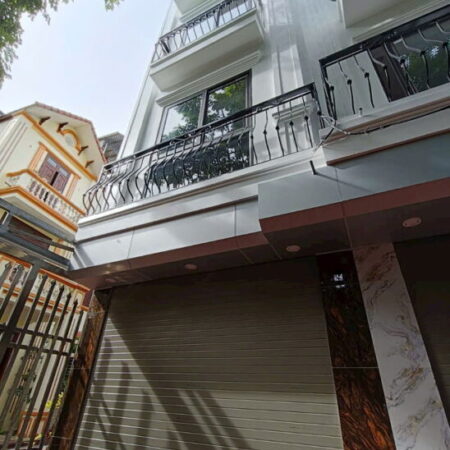 NHÀ MỚI Ở LUÔN PHỐ TRẠM- LONG BIÊN, 45M2,5 TẦNG,MT 3.5 M, 6.6 TỶ CÓ THƯƠNG LƯỢNG.