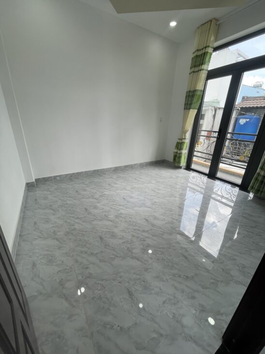 Bán nhà giá 4.8 tỷ, HUỲNH VĂN BÁNH, BTCT, 5m x 9m, 3 phòng