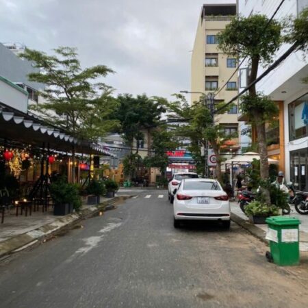 Căn 4 tầng, khu phố Tây An Thượng, cách biển 100m. Sát khu ẩm thực phố Tây. Sơn Trà, Đà Nẵng Căn 4 tầng, khu phố Tây An Thượng, cách biển 100m. Sát khu ẩm thực phố Tây. Sơn Trà, Đà Nẵng