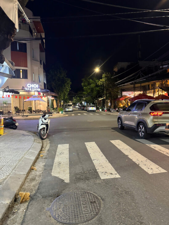 Vị trí đẹp , sát lô góc Đặng Vũ Hỷ, cách biển Mỹ Khê 10m. Sơn Trà, Đà Nẵng
