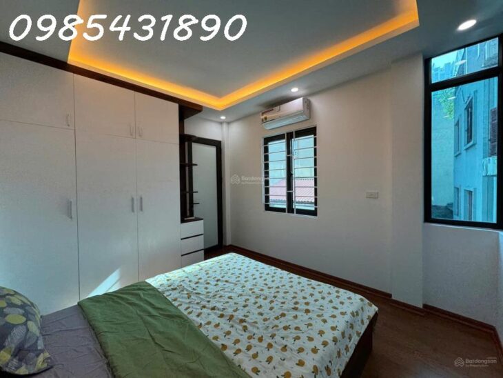 Bán nhà DT 55m2 cực rộng, Định Công, HMai, HN