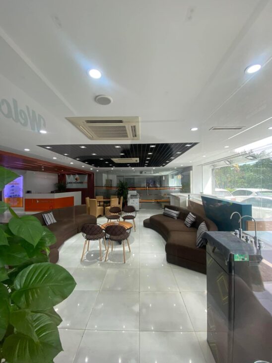 ⚜️ Sàn Thương Mại Tầng 1 Tòa 137 Nguyễn Ngọc Vũ, 1260m2 MT 45m, Sổ đỏ lâu dài, Giá 48.5 Tỷ ⚜️