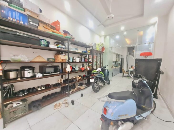 ⚜️ Phân lô Nguyên Hồng, Đống Đa, Sát phố, Vỉa hè Ô tô tránh, KD 49m2 5T, MT 4m, Chỉ 21.8 Tỷ ⚜️