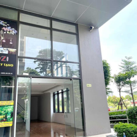 Bán shophouse chân đế lô góc 2 mặt tiền sảnh cư dân tại IEC Tứ Hiệp. Vị trí đẹp – KD tốt