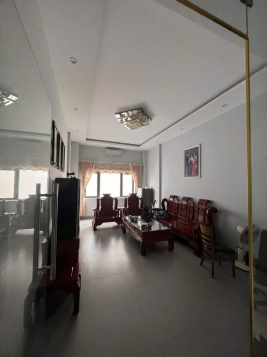 BÁN NHÀ MẶT TIỀN 4 TẦNG – DƯƠNG ĐÌNH NGHỆ, PHỐ DU LỊCH HÀN QUỐC – SƠN TRÀ-GIÁ CHỈ 8,8 TỶ.