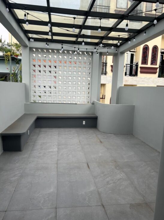 Bán gấp nhà 4.3m x 15m, 4 lầu, NGUYỄN THÁI SƠN, HXH, 5.6 tỷ
