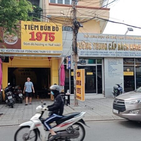 Bán nhà mặt tiền 3 tầng 4x30m giá 14,95 tỷ Đường Nguyễn Văn Quá