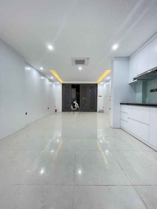 YÊN HOÀ 53M2 X 7 TẦNG THANG MÁY – 10.6 TỶ – NHÀ ĐẸP, VỊ TRÍ ĐẮC ĐỊA