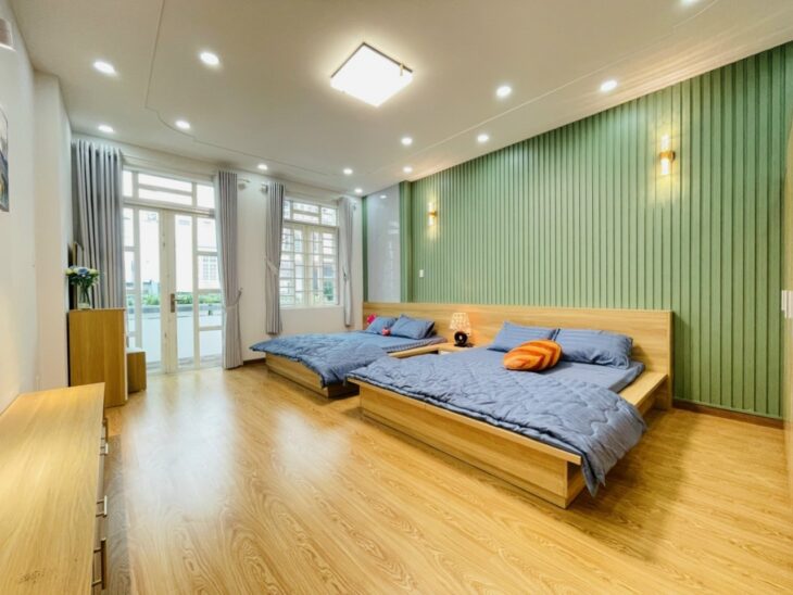 Bán gấp nhà NGUYỄN THƯỢNG HIỀN, 6.8 TỶ, 4.6m x 11m, 3 lầu, hẻm rộng.