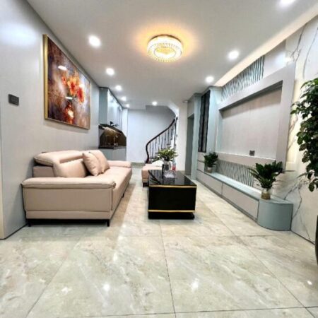 BÁN NHÀ ĐỊNH CÔNG, HOÀNG MAI, GẦN Ô TÔ, 28M2, 5.85 TỶ