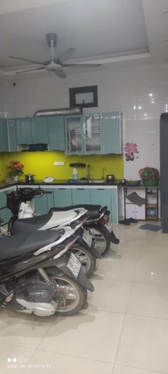 cần bán gấp 56m2 nhà 5 tầng tại Quang Trung Hà Đông giá nhỉnh 11 tỷ .nhà lô góc 3 thoáng , kinh