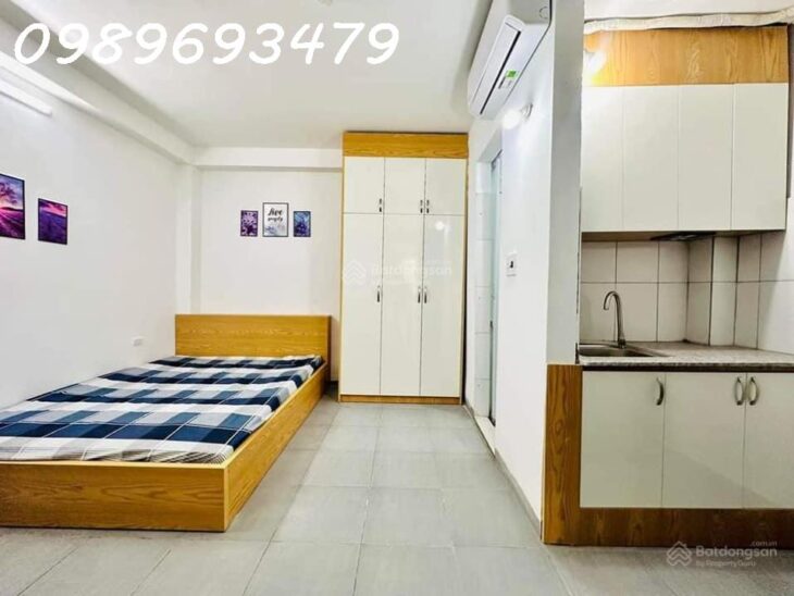 NHỈNH 8 tỷ có nhà 40m2 7 tầng 11p khép kín. View Royal City. Độc hiếm 1 căn duy nhất