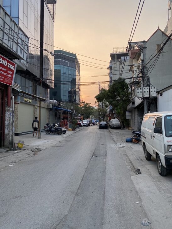 BÁN NHÀ GIẢI PHÓNG, HOÀNG MAI, HÀNG HIẾM, Ô TÔ ĐỖ CỬA, 43M2, GIÁ ĐẦU TƯ 9.595 TỶ