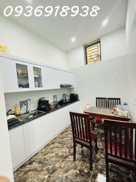 Chỉ 10.3 tỷ-Hàng xóm Lotte Đào Tấn-Ô tô 5 tạ đỗ cửa-kinh doanh ngon