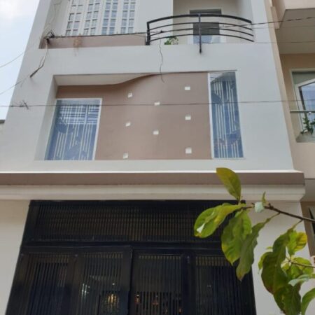 Bán gấp nhà PHAN ĐĂNG LƯU, PN, 6.5 TỶ BTCT, 4 lầu Bán gấp nhà PHAN ĐĂNG LƯU, PN, 6.5 TỶ BTCT, 4 lầu