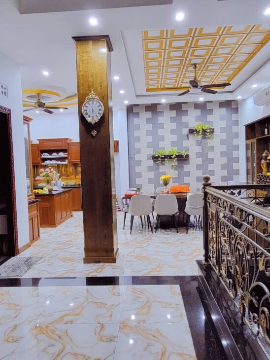 Bán gấp nhà cho thuê 25tr/tháng, hxh HOÀNG HOA THÁM, 4m x 14m, 7.2 tỷ.