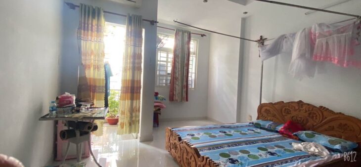 Cần bán nhà QUANG TRUNG, 4 lầu, 5 phòng, 4m x 12m, 6.3 tỷ
