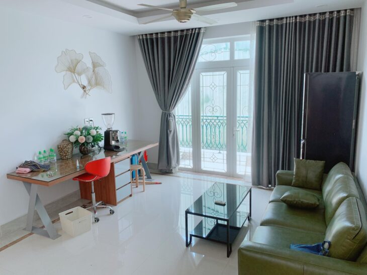 Cần bán gấp nhà 6 phòng, 5m x 15m, TRÀN BÌNH TRỌNG, giá 6.8 tỷ.