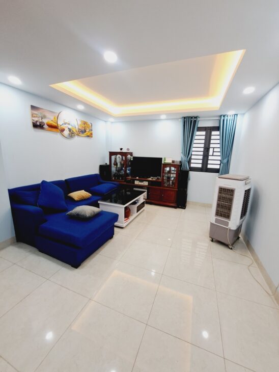 Nhà đẹp HXH Đồng Nai P2, Tân Bình, Sân vườn 4 Tầng 4x13m, 4,9 Tỷ TL