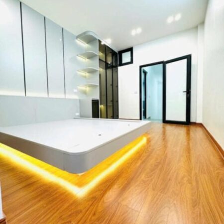 CỔ NHUẾ, Ô TÔ, NHÀ 5 TẦNG 35MX5T, MT 3,8m giá 5,85 tỷ