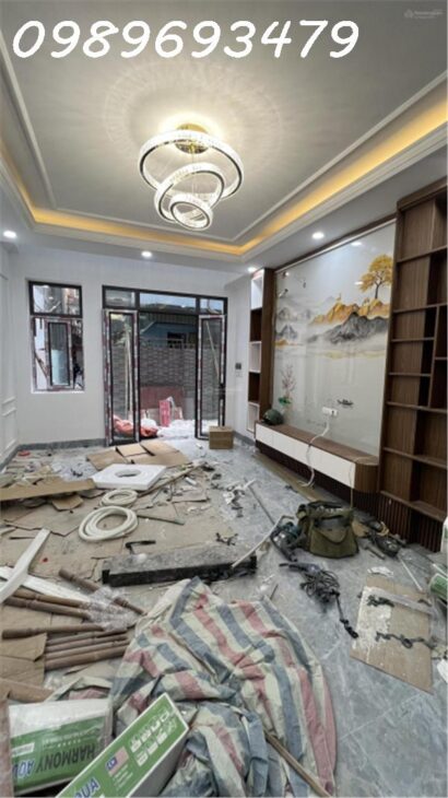 Tuyệt đẹp,Nhà mới Tây Sơn, Đống Đa 40m, mt:4m, 6 tầng Thang Máy, ba bước ra phố 11,2 Tỷ.