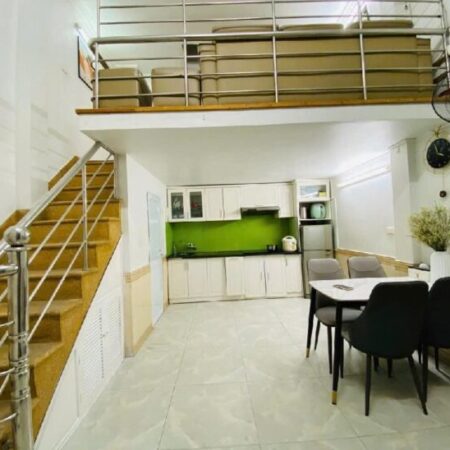 Chỉ 4.Xx tỷ có ngay nhà 5T, 3N Định Công Thượng, cách ô tô 10m trước nhà ba gác tránh Chỉ 4.Xx tỷ có ngay nhà 5T, 3N Định Công Thượng, cách ô tô 10m trước nhà ba gác tránh