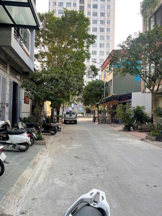 Siêu phẩm kinh doanh tại phố Trần Đăng Ninh Hà Đông 12 tỷ.