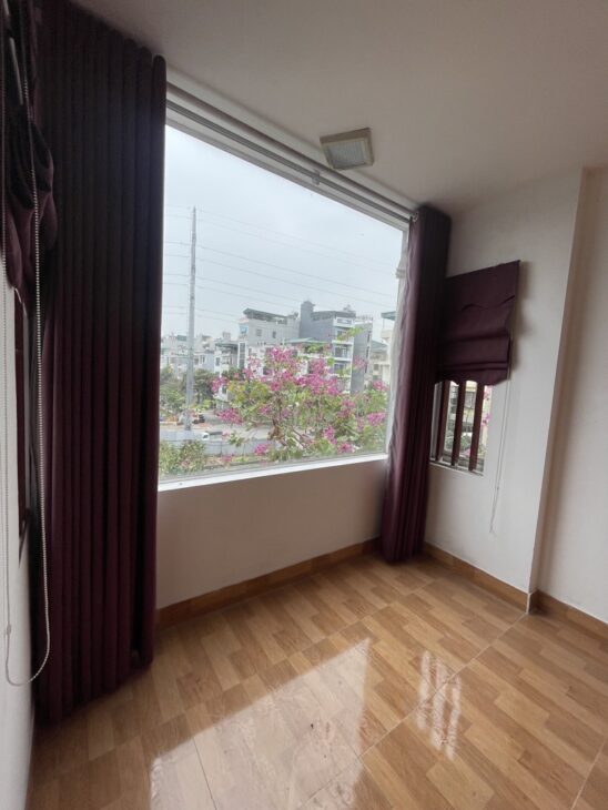 DV Đìa Lão 50m2 nhà 4 tầng mt4m chào hơn 13đ. phân lô , oto tránh – ngủ trong nhà. nhầ dân xây cắc