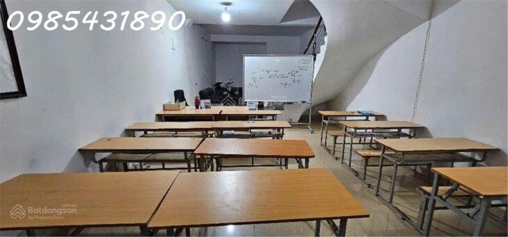 Bán nhà ởTrần Phú, Văn Quán, Hà Đông, giá 7,68 tỷ, 55m2, mt 5m quá ngon