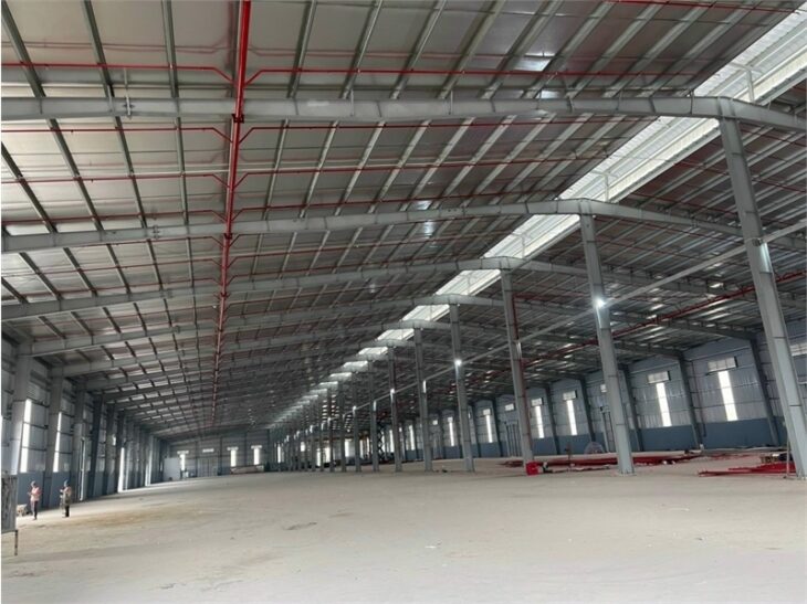 nhà xưởng mới, kết cấu hiện đại thu hút sản xuất nhiều ngành nghề , PC tự động
