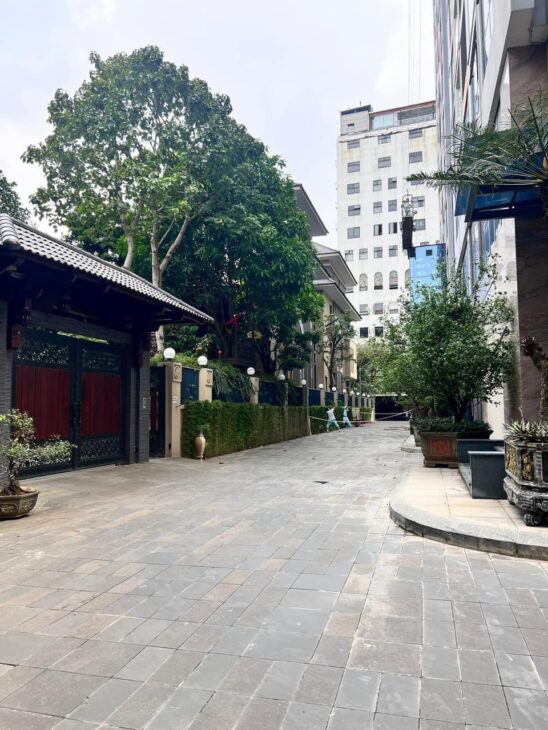 ⚜️ Liền Kề VIP Láng Hạ, Đống Đa 75m2 4T MT 5.5m, Sổ A4, Ô tô Vòng Quanh, Chỉ 24.5 Tỷ ⚜️