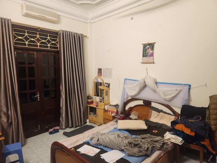 Mặt phố Hoàng Hoa Thám, Ba Đình, 86m2 C4 MT 5.7m, Giá rẻ xây tòa 17.5 TỶ