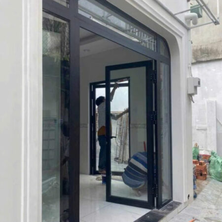 BÁN NHÀ MẶT PHỐ TAM CHÂU, THỦ ĐỨC – 4.4 TỶ – 52M2 – 3 TẦNG – 4PN – VỊ TRÍ VÀNG