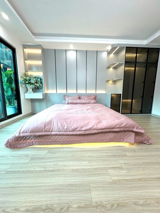 GIẢI PHÓNG – NHÀ MỚI LÔ GÓC THOÁNG, CÓ THANG MÁY